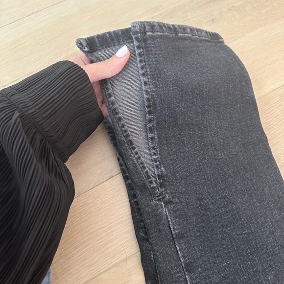 Zara Dark Gray Slit Jeans Size 4 - Picture 3 of 4